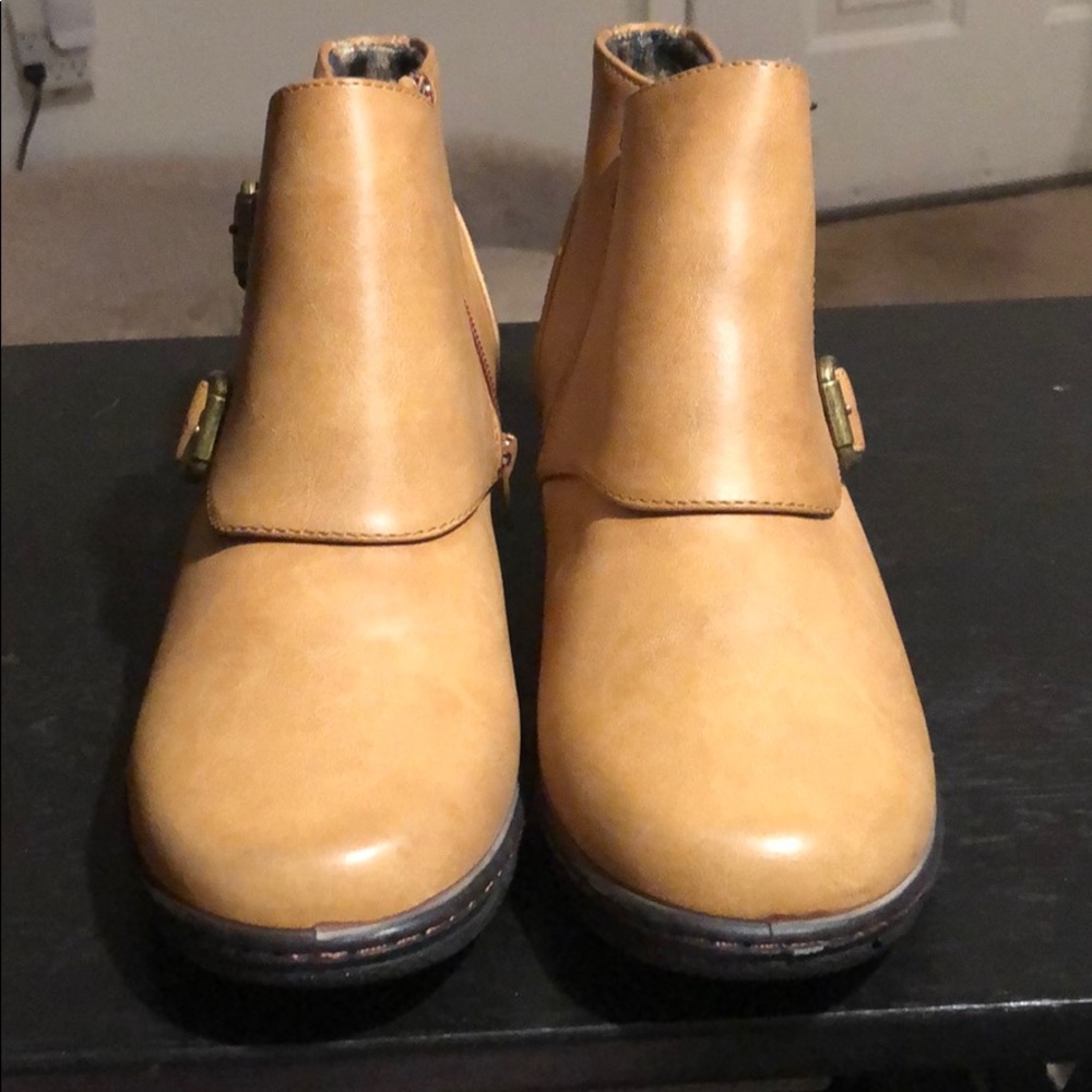 Easy Street Ankle Boots